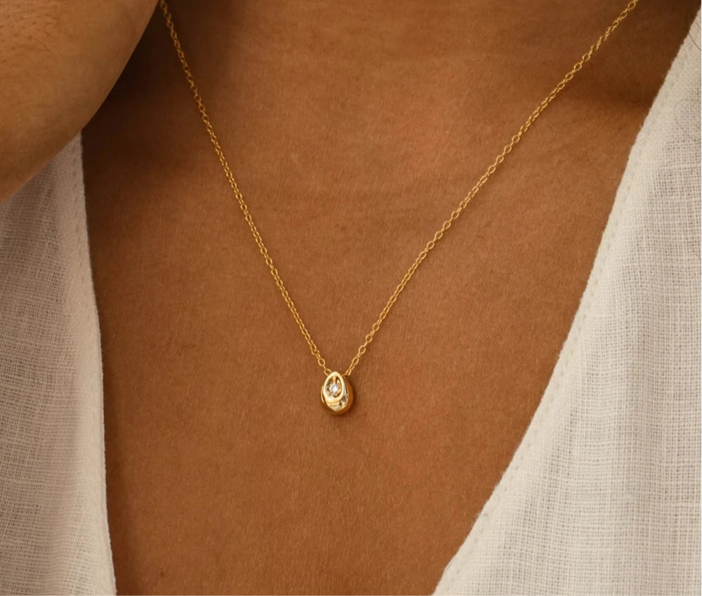 Golden Teardrop Pendant Necklace