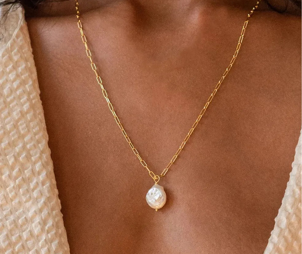 Gold Pearl Necklace